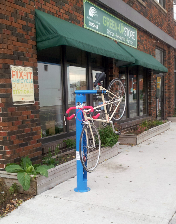 Bike Repair Stations Upgraded on the Danforth Campus